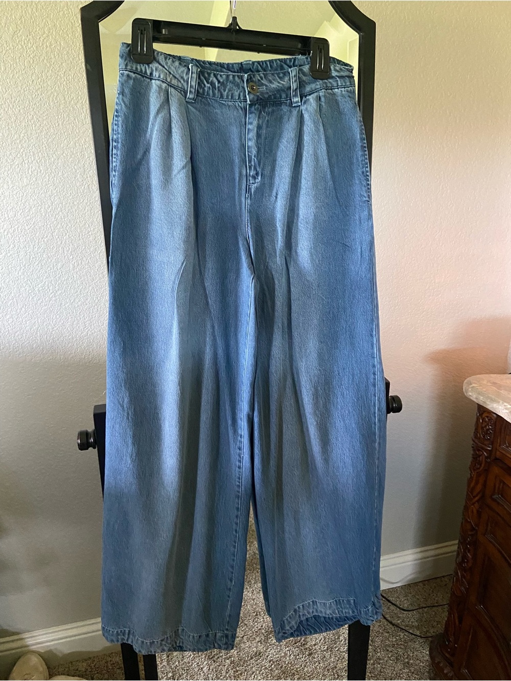 Elie Tahari Light Blue Wide Leg Denim Pants